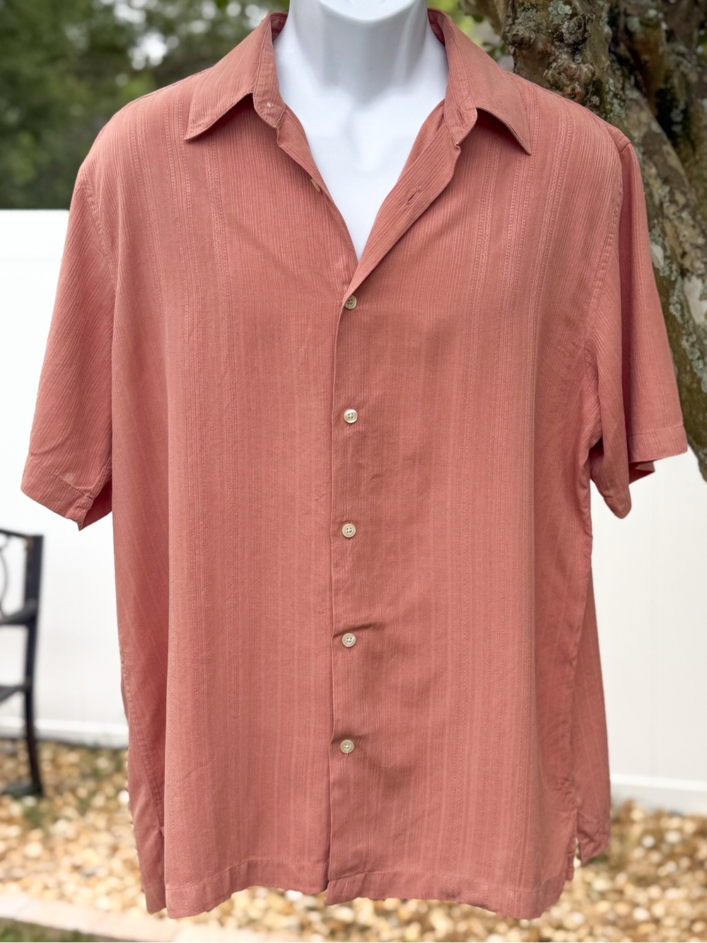 Alfani 100% Silk Button Front Shirt Men’s Large Pink Textured Short Sleeve